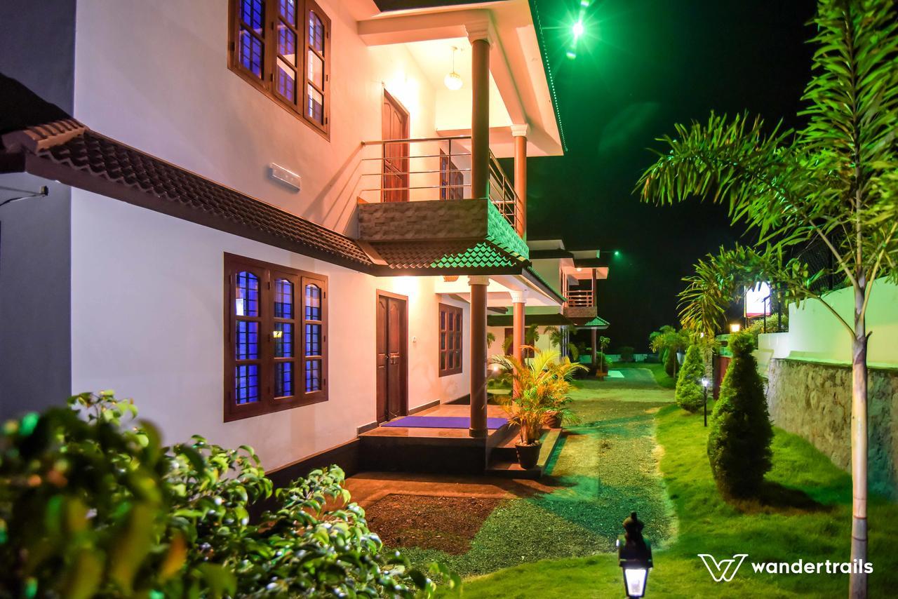 Three Roots Holiday Home Resort Sultan Bathery Exterior foto